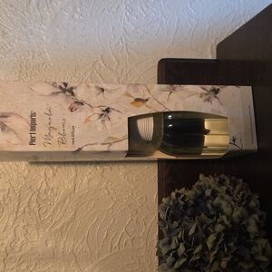 Pier 1 Imports MAGNOLIA BLOOMS LARGE Reed Diffuser - 10fl.oz NWT. Full USA